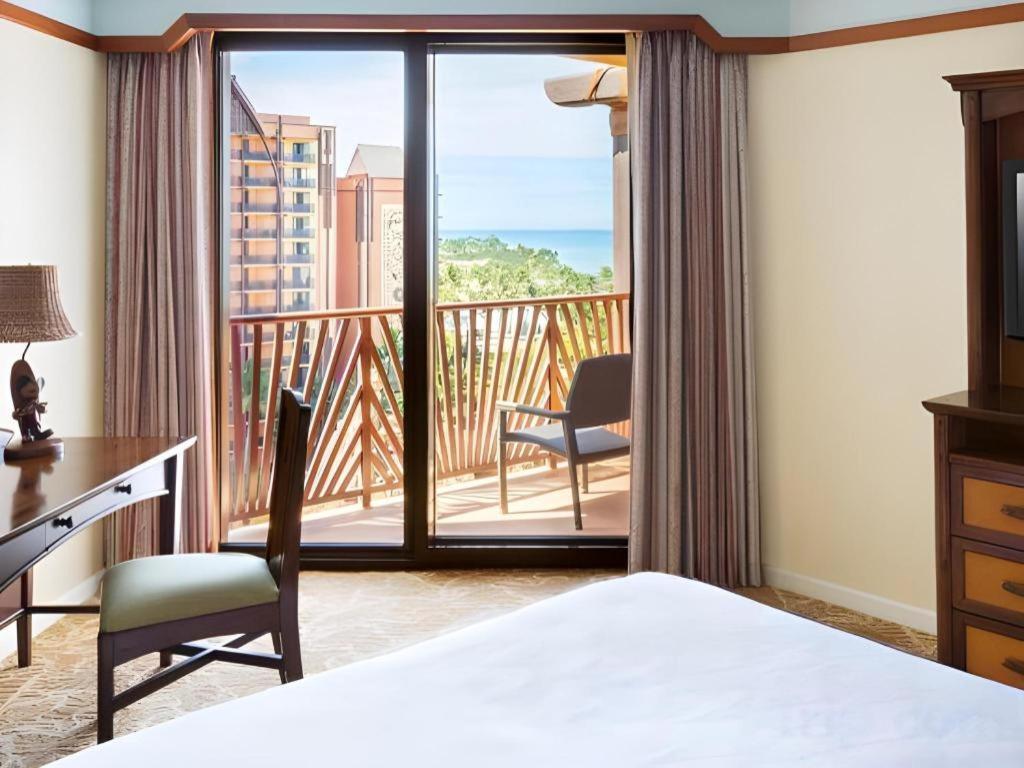 Aulani, A Disney Resort And Spa Honokai Hale Exterior photo