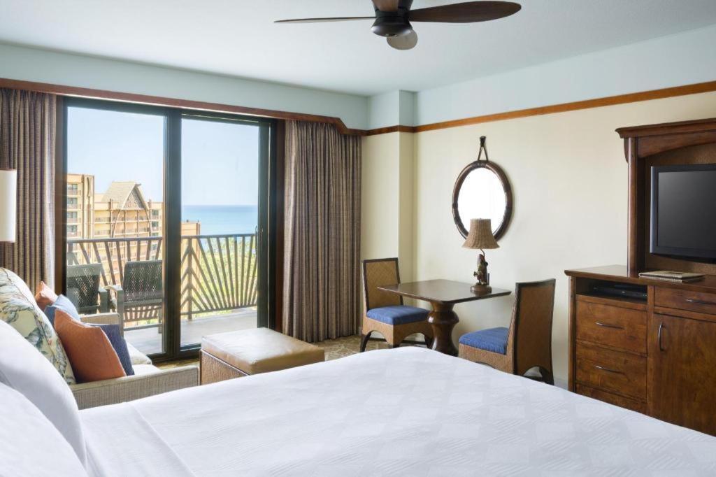Aulani, A Disney Resort And Spa Honokai Hale Exterior photo